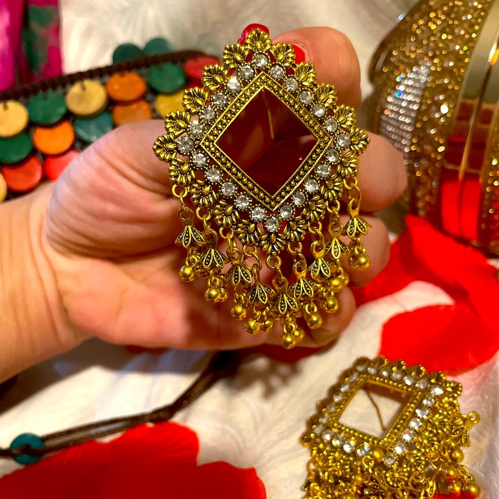 Beautiful Unique Jhumka Earrings